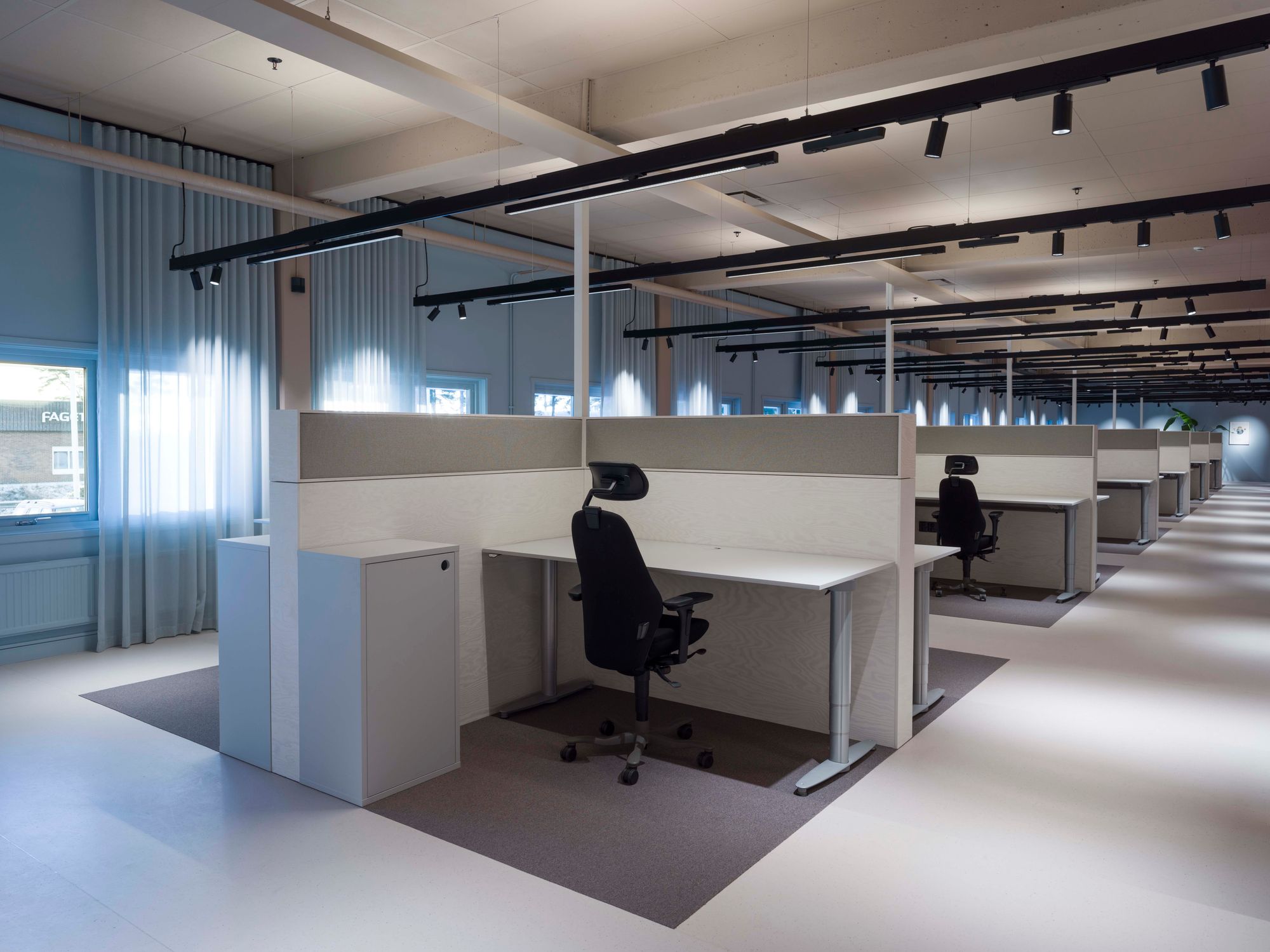 Presenting your company in the best light