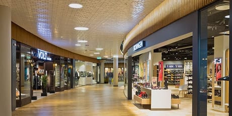 fagerhult_retail_lightguide_shopping_centres_corridor.jpg