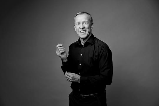 Henrik Clausen: A Life Filled With Light