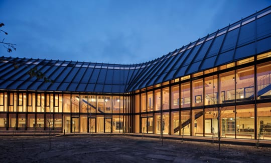 Center for Sundhed i København – prisvindende arkitektur understøttet af gennemtænkt belysning
