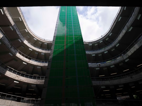Smart reuse of 600 luminaires in Smedjan parking garage